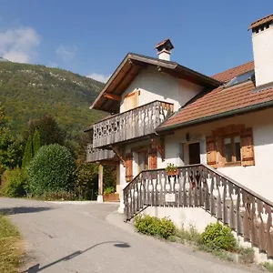 4 Personnes D'annecy Lathuile
